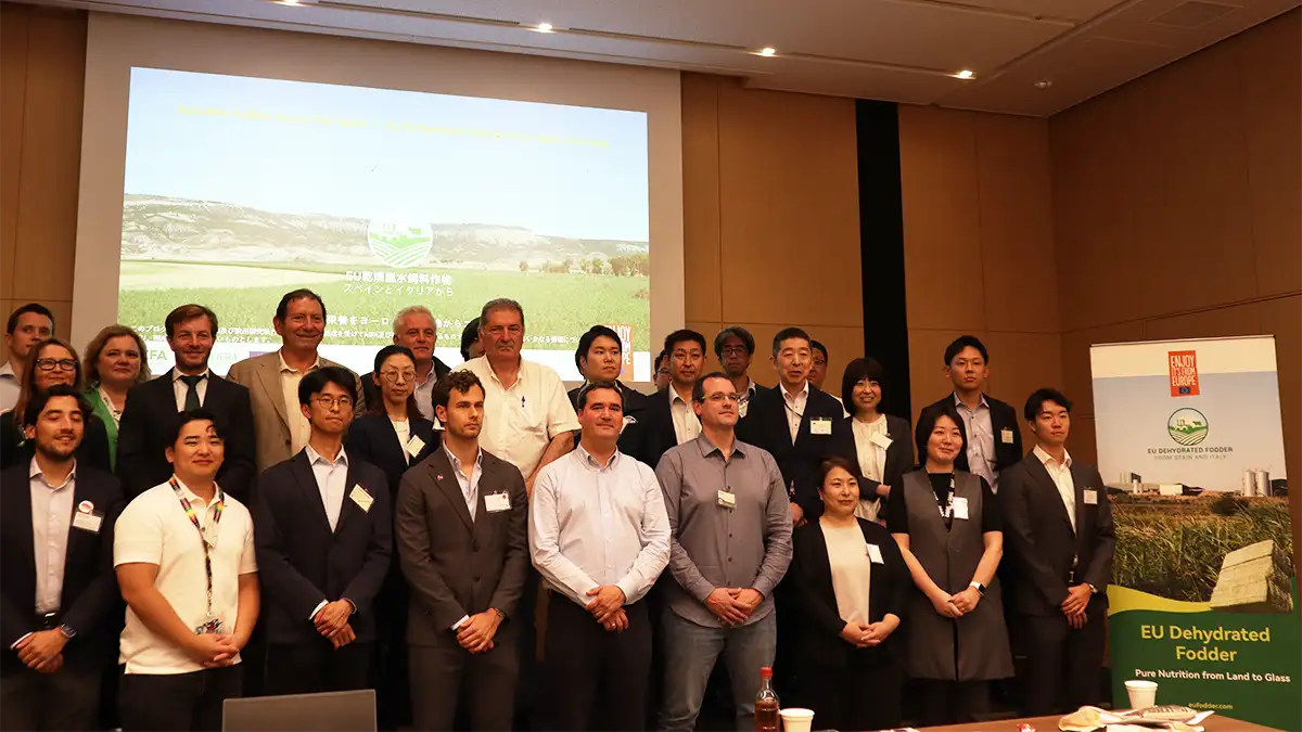 日本の酪農をサポート　ＥＵ産乾燥脱水飼料作物で専門家向けセミナー