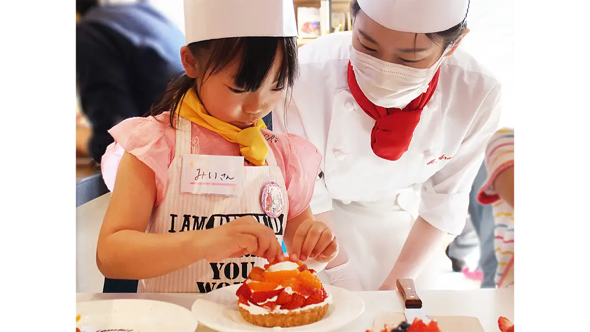お父さんに贈るケーキを作ろう「父の日キッズパティシエ教室」開催　カフェコムサ