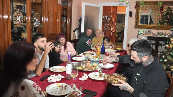 「クリスマスは家族、新年は好きな人と」ローマ在住ジャーナリスト・茜ヶ久保徹郎【イタリア通信】