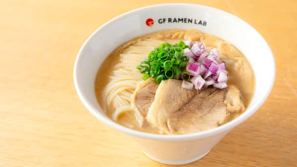 米のめんで作った本格的なラーメン「鶏白湯しょうゆラーメン」発売　ケンミン