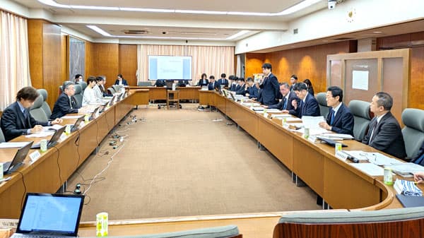 米の生産、流通　国の責任で実態把握を　端境期へ懸念の声も　食糧部会