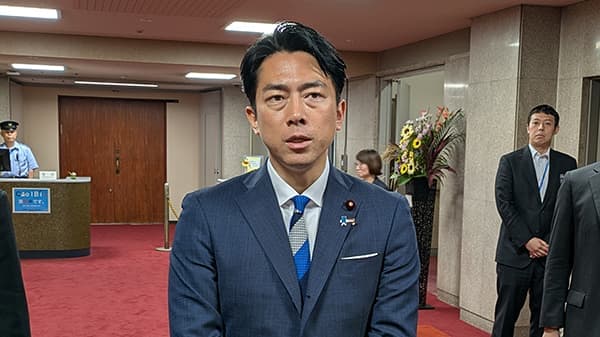小泉農相　米の緊急輸入は「否定されるべきではない」