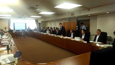 大規模経営体　４割で後継者なし　米不足も議論に　食糧部会