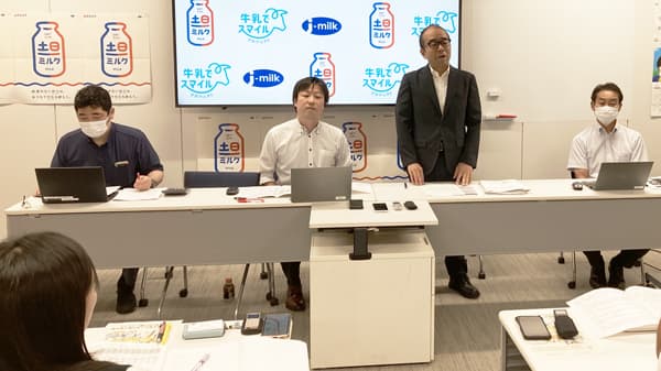 【Ｊミルク生乳需給見通し】微増も酷暑で先行き不透明　飲用値上げ、脱粉期末在庫8万トン強