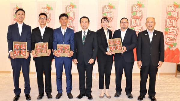 いちご研修所17期生の5人が県知事と面談　ＪＡ全農岐阜