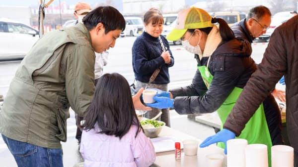 道の駅直売所「サンサンうきっ子宇城彩館」、レジ通過1000万人を達成 　JＡ熊本うきが記念イベントを開催
