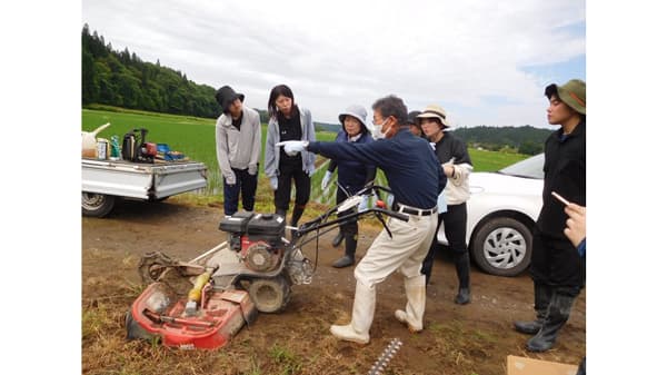 令和7年度「第3回農業体験研修」を実施　草刈り作業などに取り組む　ＪＡ全農あきた