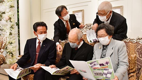 支店で記念誌　歴史知る縁に　ＪＡ横浜【ほっとピックアップ・ＪＡの広報誌から】