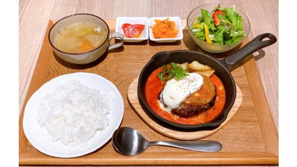 「岡山県産桃太郎トマトフェア」みのるダイニングさんすて岡山店で開催　ＪA全農