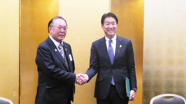 変化を目指して交流を促進　ＪＡ相模原市とＪＡ佐久浅間が友好ＪＡ協定の締結式