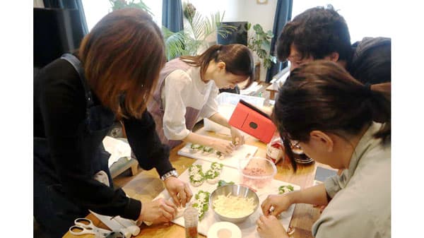 大葉の魅力を発見！料理研究会開く　ＪＡおおいた大分市大葉部会