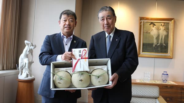 愛知県産メロン501玉　県内の全児童養護施設へ寄贈　ＪＡ愛知信連