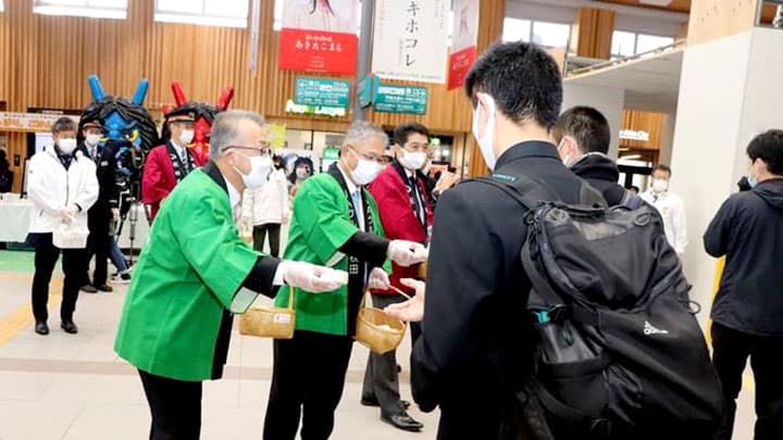 新品種「サキホコレ」のおにぎり秋田駅で配布「朝ごはんキャンペーン」ＪＡグループ秋田