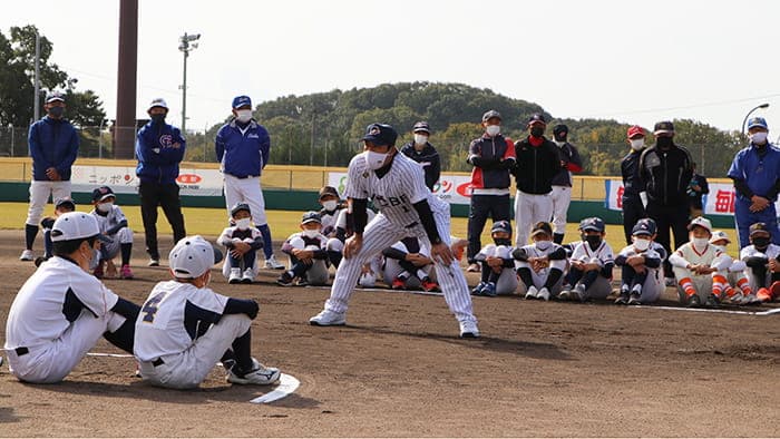 岡山で7年ぶり開催「ＪＡ全農WCBF少年野球教室」元プロ野球選手が熱血指導