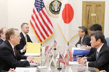 【クローズアップ】日米通商交渉　とめどなき譲歩への第一歩