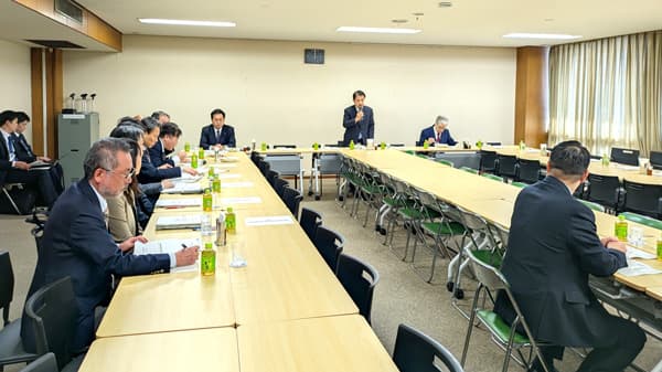 新品種育成と普及　国が主導　法制化を検討