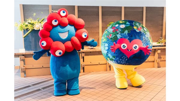 「トゥンクトゥンク」と「ミャクミャク」が万博会場でコラボイベント　国際園芸博覧会協会