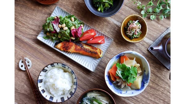 将来の食料輸入に不安　80.6％　消費者動向調査　日本公庫