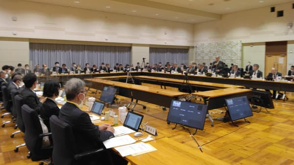 多様な人材で農村機能を確保　基本法検証部会