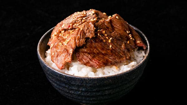 鳥取和牛×星空舞　"至高の焼肉オンザライス"期間限定で登場