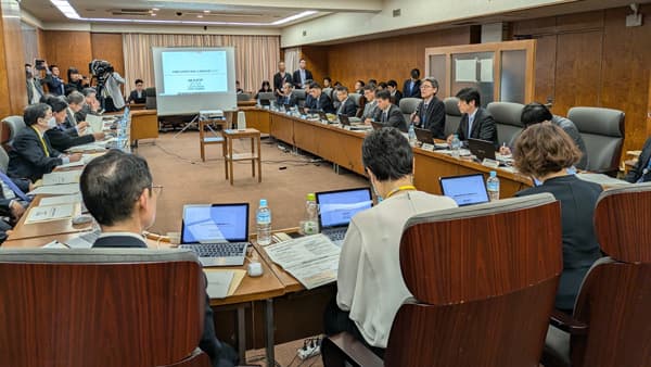 キャベツ収益33％減　適正価格形成を議論　米と野菜で作業部会設置　農水省