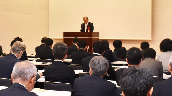 プロの農業サービス事業者の育成を　農サ協が設立式典