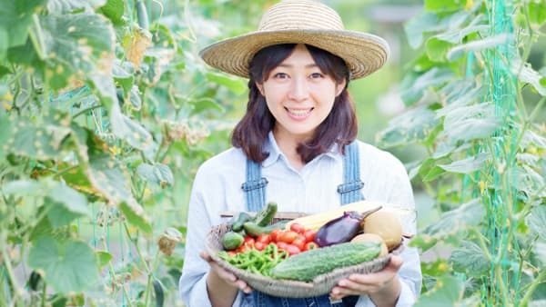 2024年の農業就業者は180万人　前年比7万人減　総務省・労働力調査