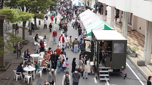 新潟市の「食」と「花」の魅力を発信「にいがた2km食花マルシェ2023」開催