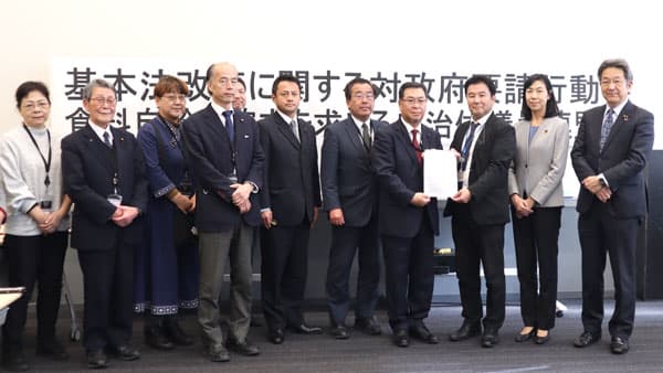 欧米並みの直接支払いと政府買い上げで農家支援を　食料自給の確立を求める自治体議員連盟が政府に要望