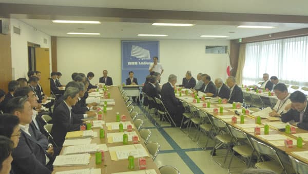 25年度農林予算概算要求　２兆6389億円　3700億円増　地域計画実現に482億円　農水省