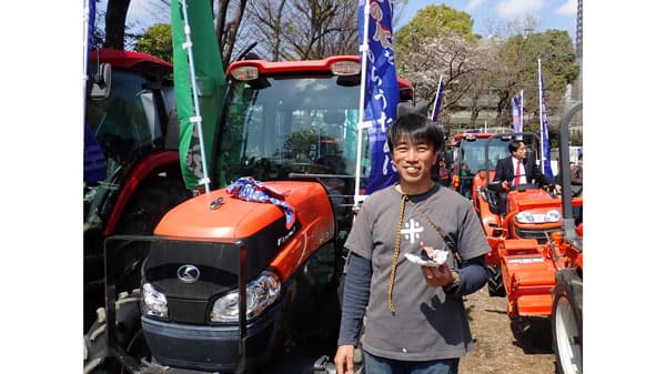 農業は恰好いいと示したい　トラクターデモに立った農家の声　「令和の百姓一揆」