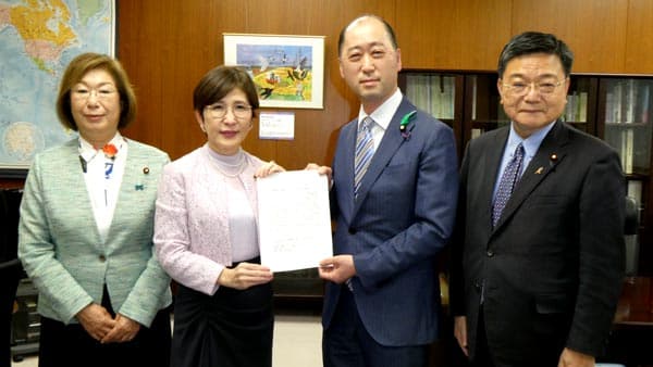 政府備蓄米のこども宅食無償提供の上限引き上げなど要望　自民党議員連盟