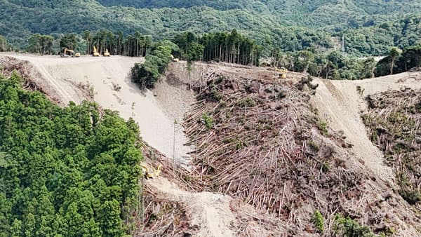 鴨川メガソーラー問題　「谷埋め盛土」に崩落の恐れ　専門家が学習会で指摘