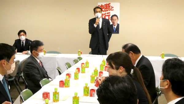 特集に「食料安保の強化」　トピックスに「みどり戦略」や鳥インフルなど　農業白書の構成案示す