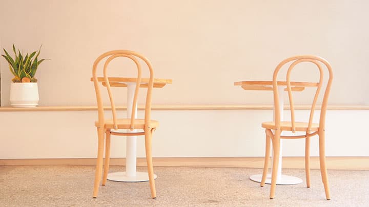 【クローズアップ：20年度Ｋ字決算】コロナ禍両極化で明暗　外食苦戦、業務需要が『蒸発』　農政ジャーナリスト　伊本克宜