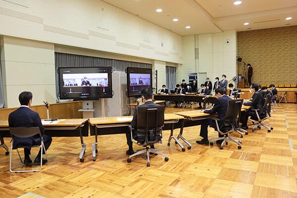 収穫期の人手不足を懸念－食品流通業界