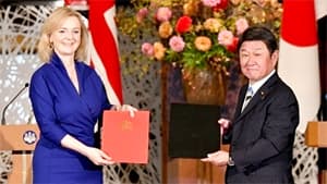 日英ＥＰＡ　両国が署名　来年1月発効めざす