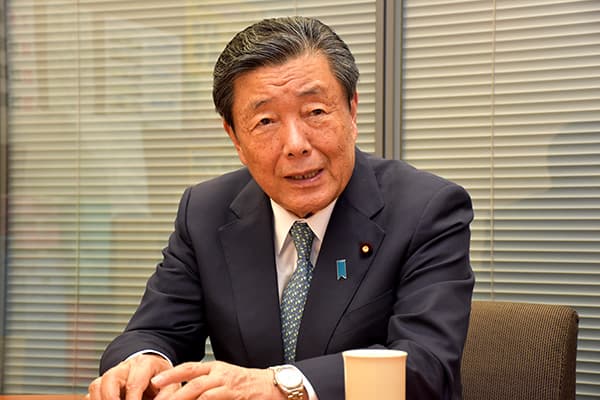 【森山裕・元農相に聞く】自由化過度に恐れず　わが国農業守り抜く