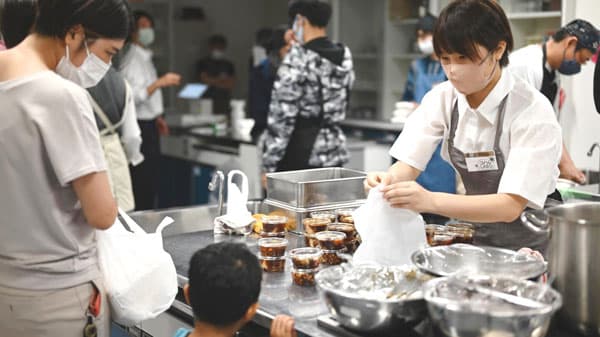 299団体へ支援の輪　コミュニティ活動助成基金授与式開催　パルシステム千葉