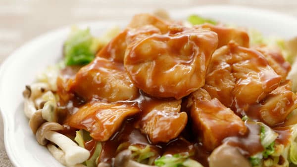 パサつく鶏むね肉を手早くジューシーに「鶏むね肉の照り焼き ～炭火焼き風～」新発売　キユーピー