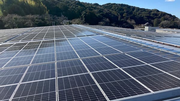 「サステナビリティページ」刷新　太陽光パネル稼働でCO2削減　サラダクラブ