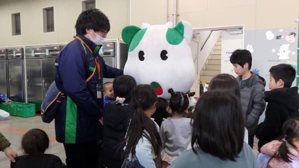 地域とつながる配送センター　宅配商品の作り手や職員と直接交流　パルシステム東京