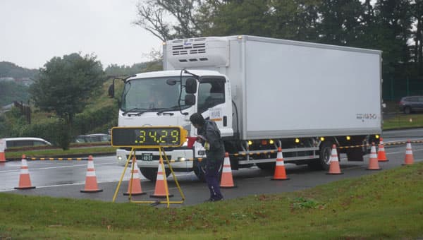 「安全」「正確」ナンバーワンは？　綾瀬市でドライバーコンテスト開催　パルライン