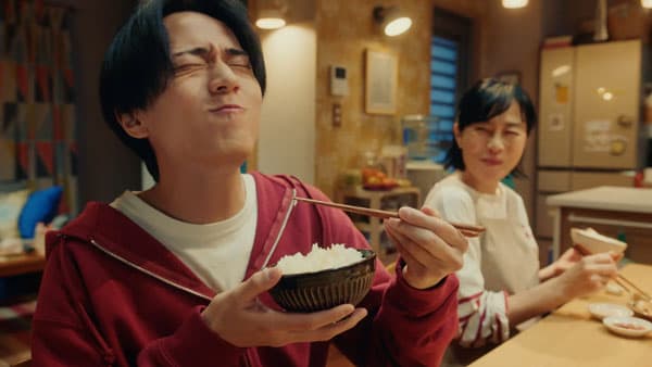 餃子に白ごはん　永瀬廉の食べっぷりに注目「AJINOMOTO BRANDギョーザ」新CM