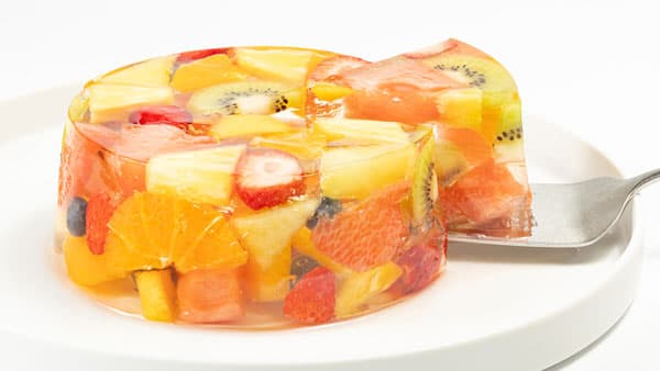 ホールケーキのようなフルーツゼリー「フルーツゼリーヌ」新発売　青木商店
