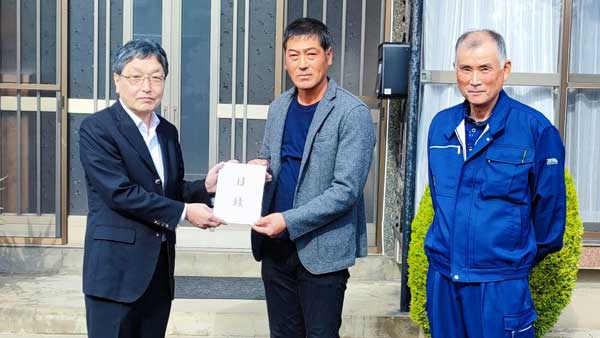 8月豪雨被害　青森県・古川りんご園へ見舞い金贈呈　生活クラブ連合会