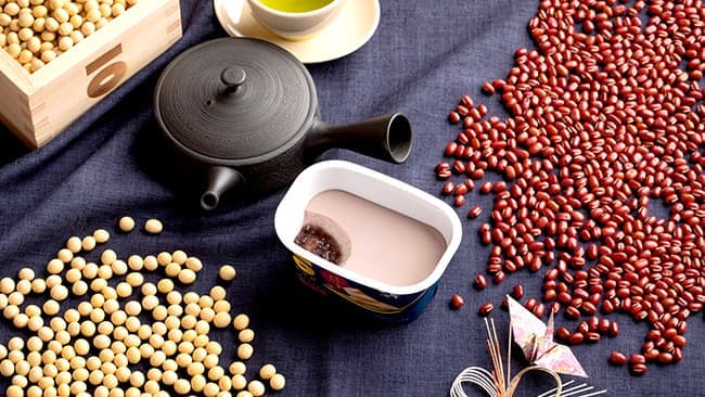 新食感の「大豆プリン」に北海道産小豆使用の新フレーバー登場　さとの雪