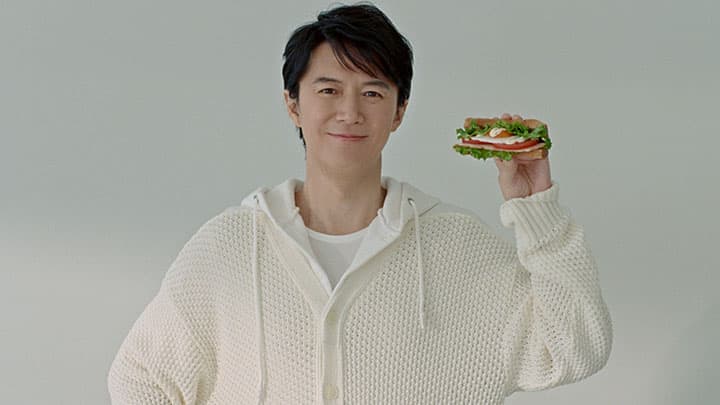 福山雅治の新CMキユーピーハーフ「サラダトースト 春」篇を放映開始