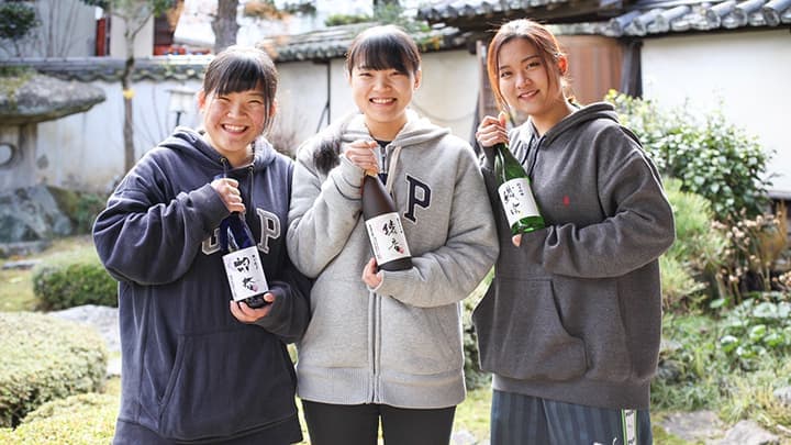 三姉妹が開発　徳島県産山田錦50%まで磨いた純米大吟醸販売　三芳菊酒造