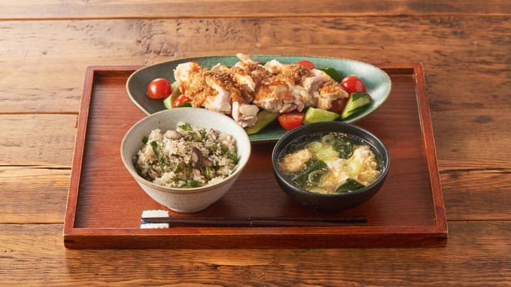 食べ応えたっぷりの家庭料理レシピ付きコラボBOX販売開始　亜希×Oisix